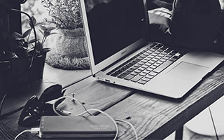 九游体育下载-英雄联盟 冠军争夺战白热化 TES与RNG强强对话，白热是哪个技能