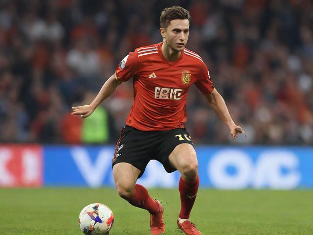 九游体育官网_ 德甲争夺激烈，精彩反击和战术调整不断出现，九游游戏中心百度百科