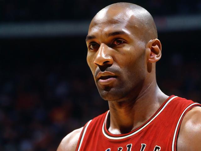 “九游app_ 传奇回忆：乔丹场场经典瞬间”，乔丹传奇中文版