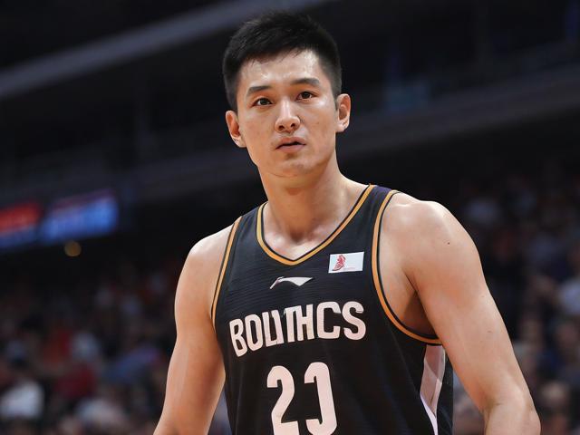 jiuyou.com_ last-minute hero! 王强三分绝杀，带队实现神奇逆转！，王强ufc是谁