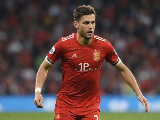 九游体育官网_ 德甲创新战术，关键扑救与精彩进球交织，比赛精彩纷呈